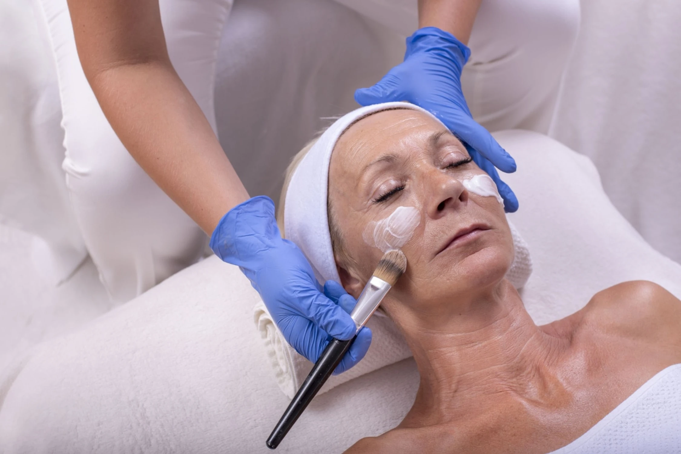 How to Choose the Best Skin Rejuvenation Treatment?